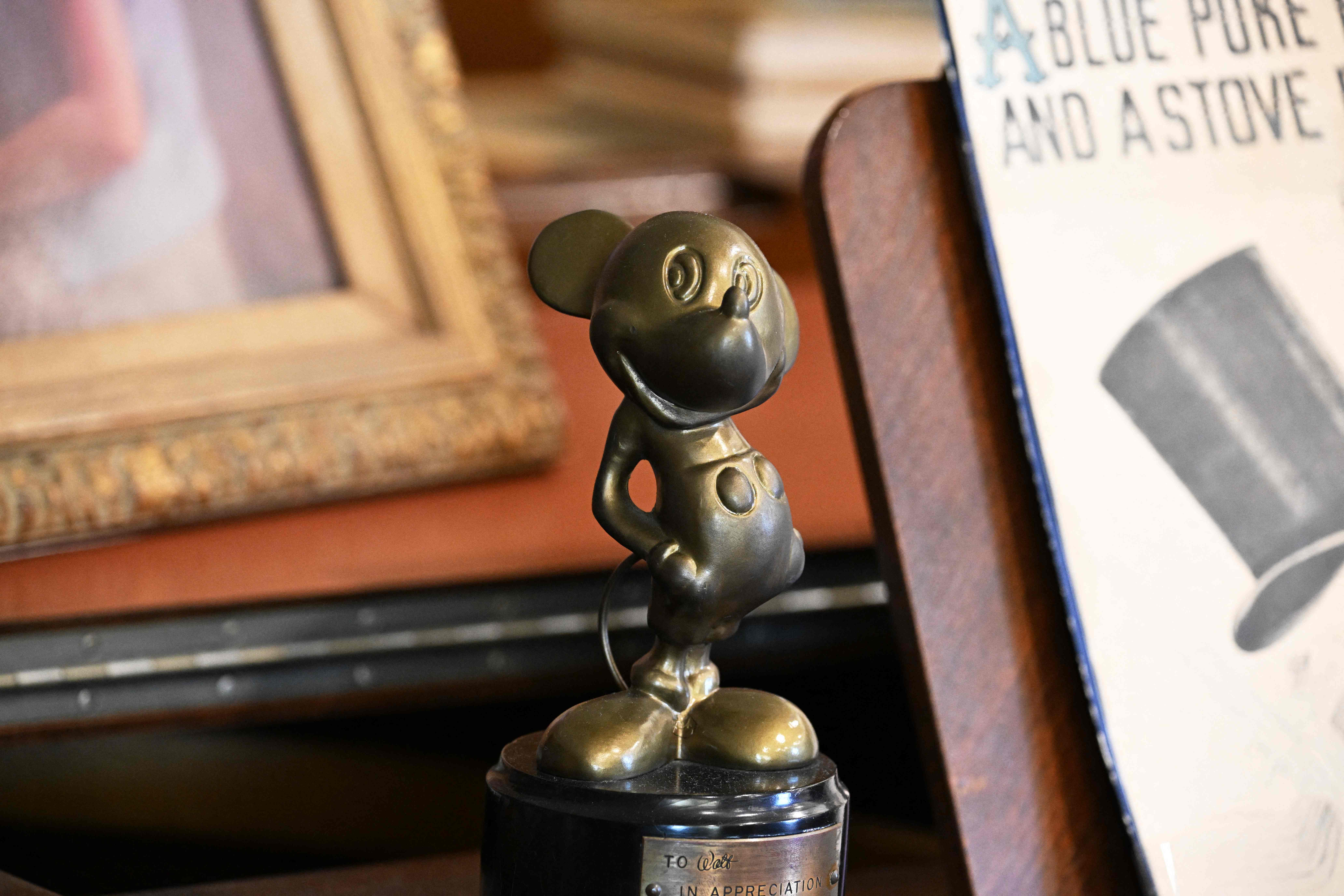 Mickey Mouse y la inteligencia artificial en Disney