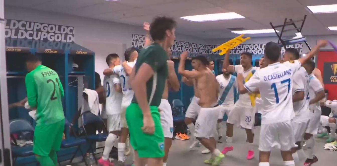 VIDEO | El eufórico festejo de Guatemala en el camerino después de la clasificación a cuartos de final de la Copa Oro 2023