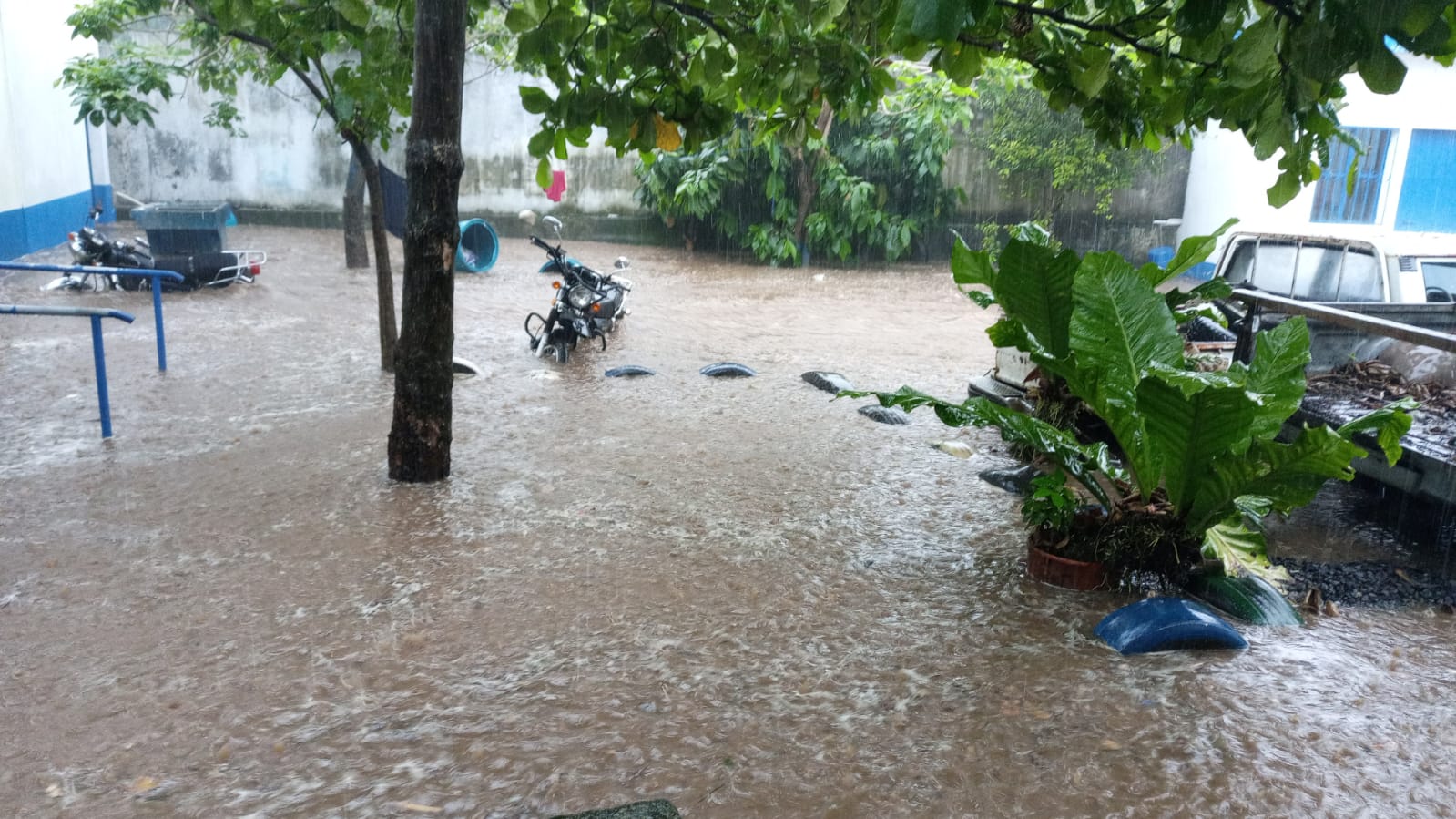 Fotos y videos: así fueron las inundaciones en Retalhuleu por desbordamiento de río a causa de las lluvias
