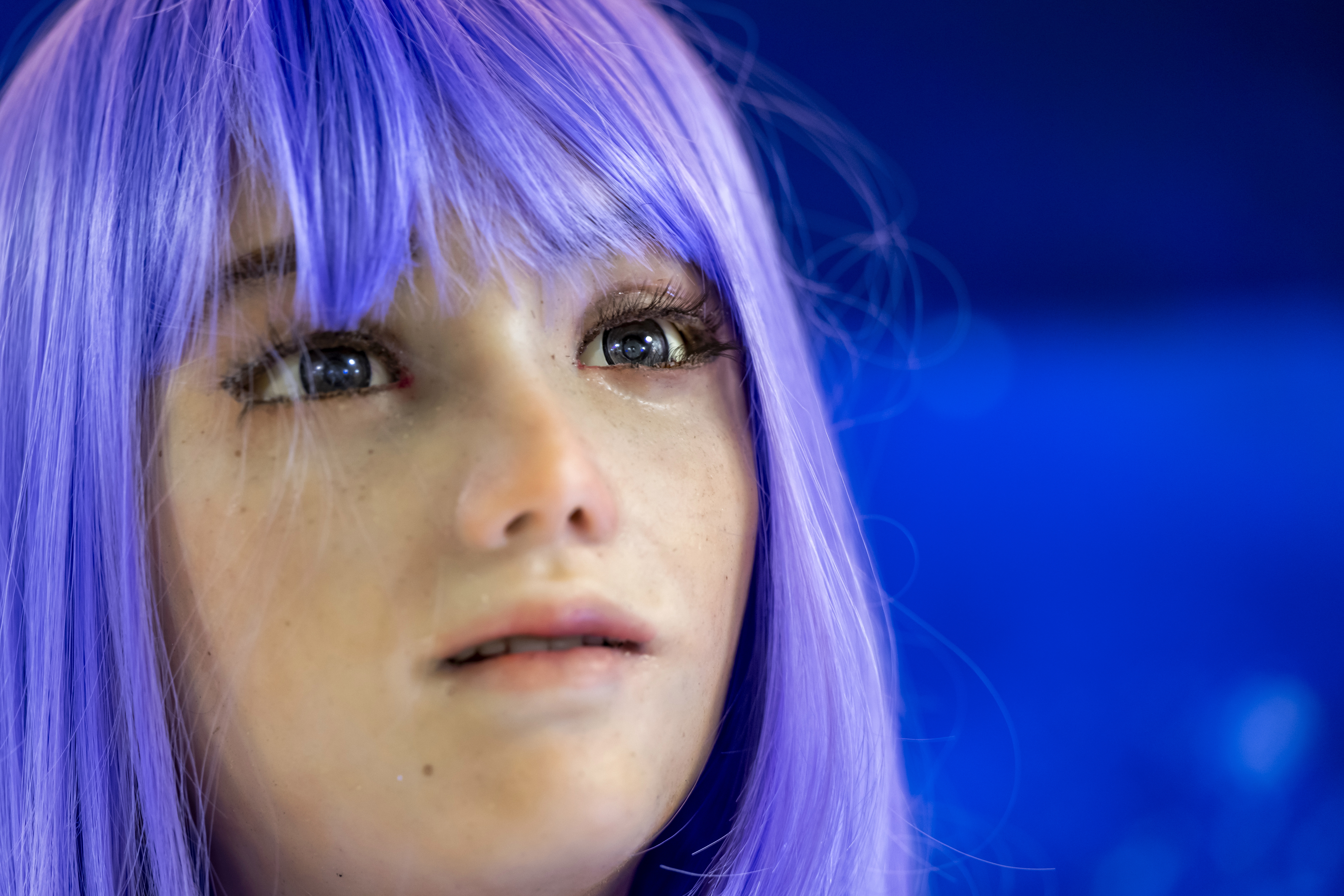 Desdemona es uno de los robots con los que se llevó a cabo la Cumbre mundial sobre la IA para el Bien Social de la UIT. (Foto Prensa Libre: 
EFE/EPA/MARTIAL TREZZINI)