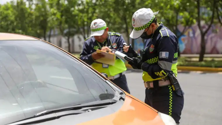 Impuesto de Circulación: Por qué el sistema de la SAT tarda en registrar el pago del ISCV realizado en la banca