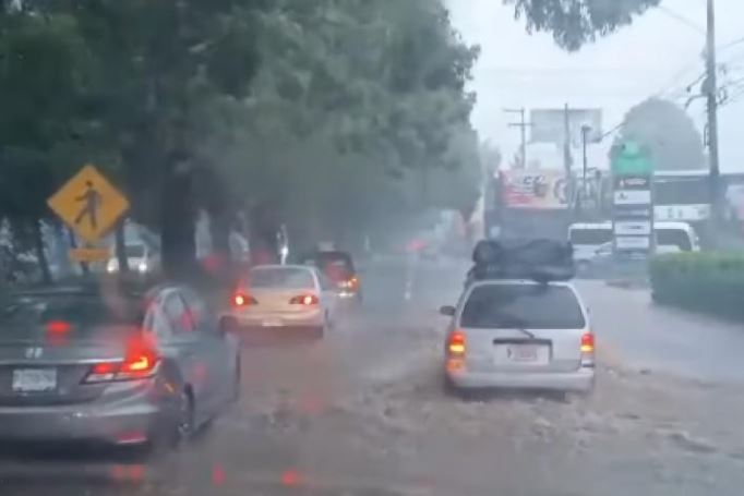Inundaciones en diferentes partes de Guatemala