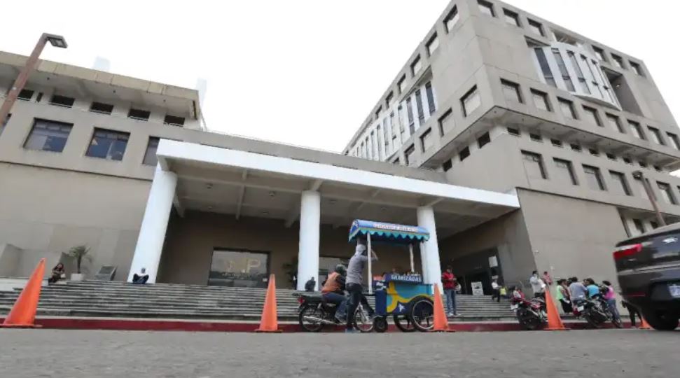 Sede del Ministerio Público en la capital de Guatemala. (Foto: Prensa Libre: HemerotecaPL).
