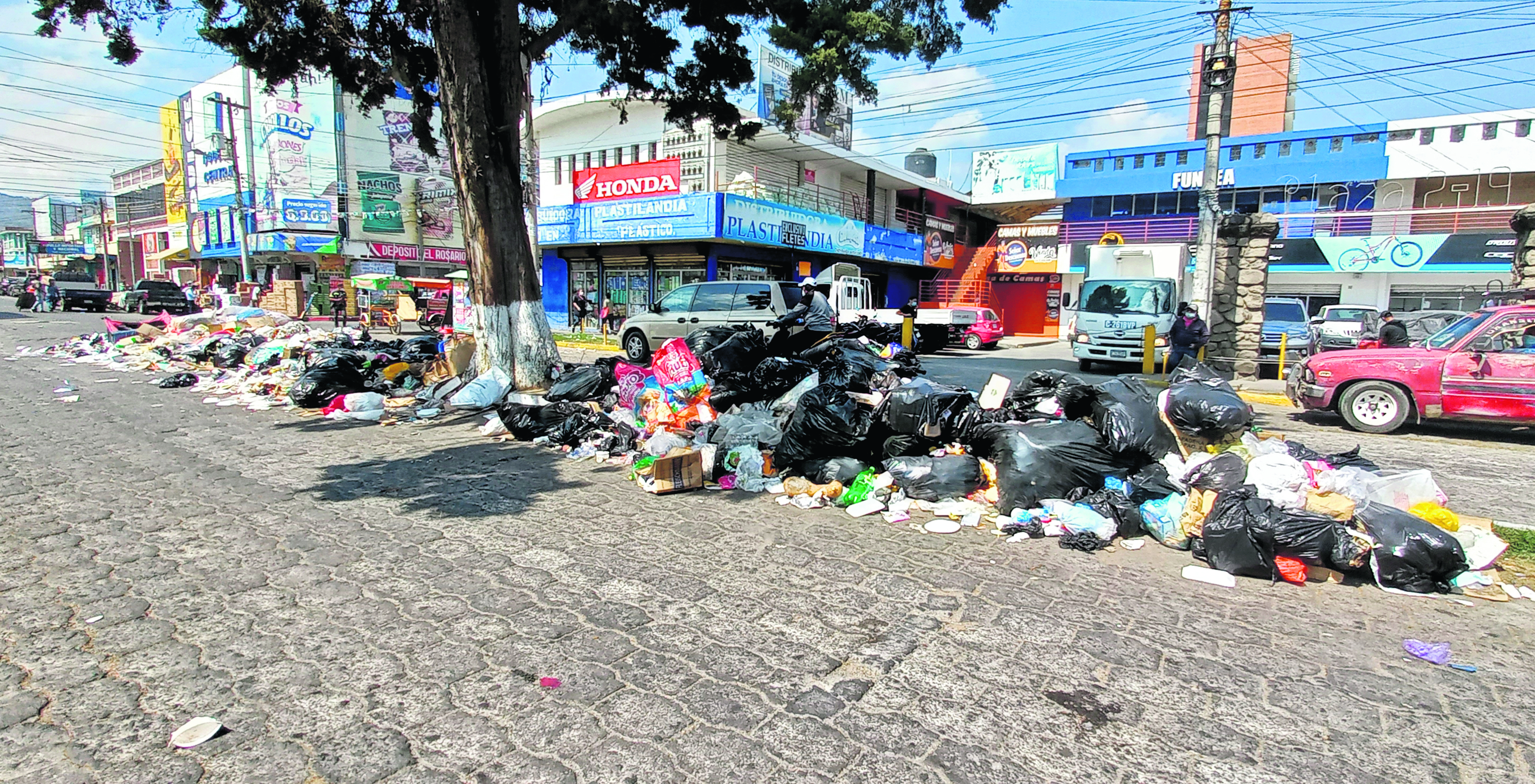 Gobierno dice que el país está preparado para separar desechos y que cada municipalidad debe llevar reglas a sus pobladores