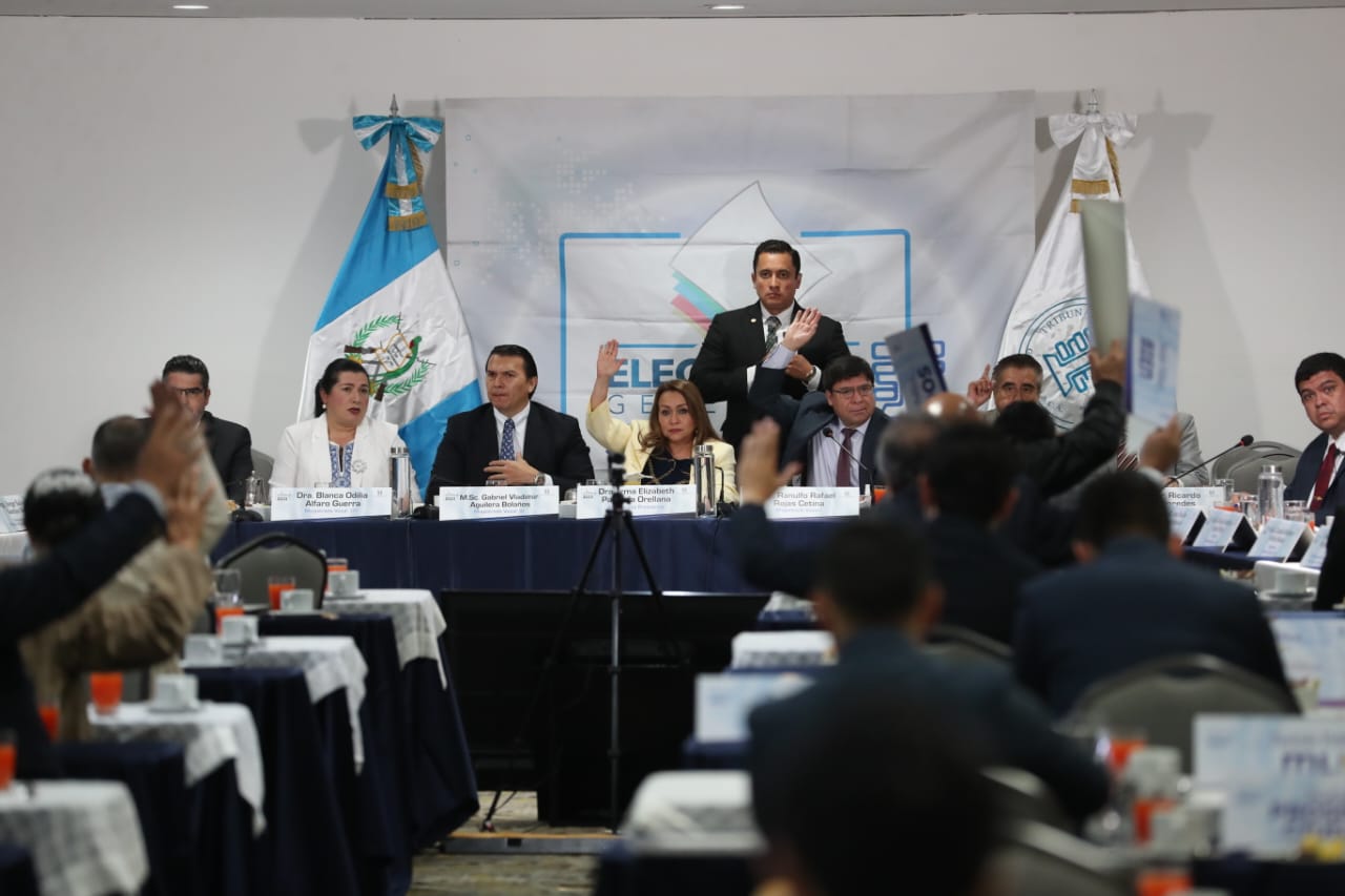 El Pleno del TSE sostendrá una reunión con Luis Almagro, secretario de la OEA, el próximo miércoles. Fotografía: Prensa Libre (Erick Avila). 