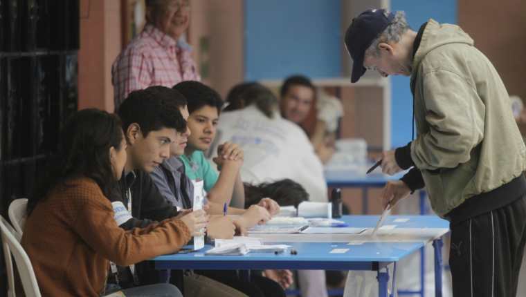 Los mensajes que algunos líderes religiosos dan a favor o en contra de un candidato presidencial pueden influir el día de las votaciones. (Foto Prensa Libre: Hemeroteca PL)