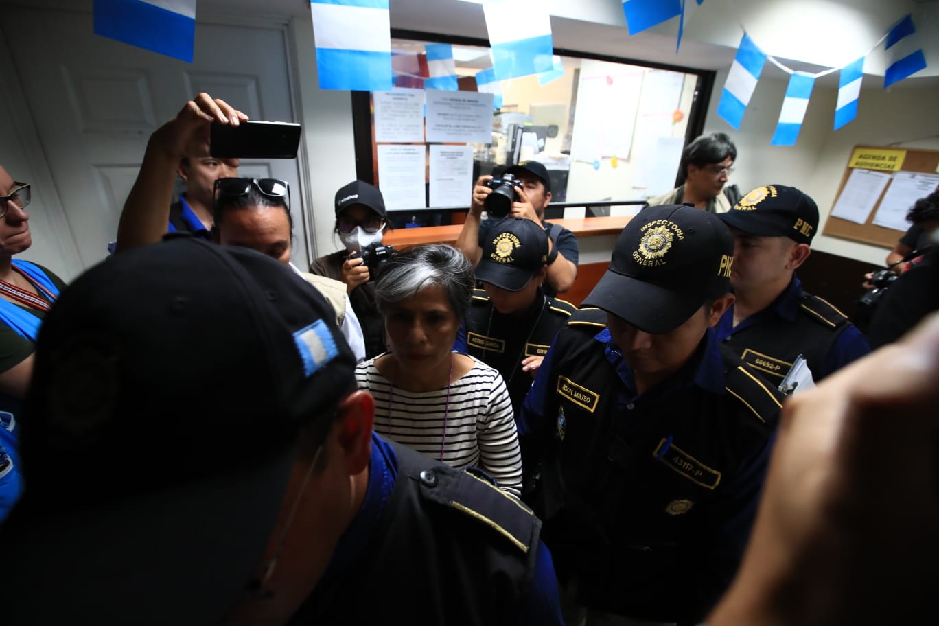 
La abogada Claudia González fue capturada por un caso en el que se le señala de abuso de autoridad. (Foto Prensa Libre: Carlos Hernández Ovalle)
