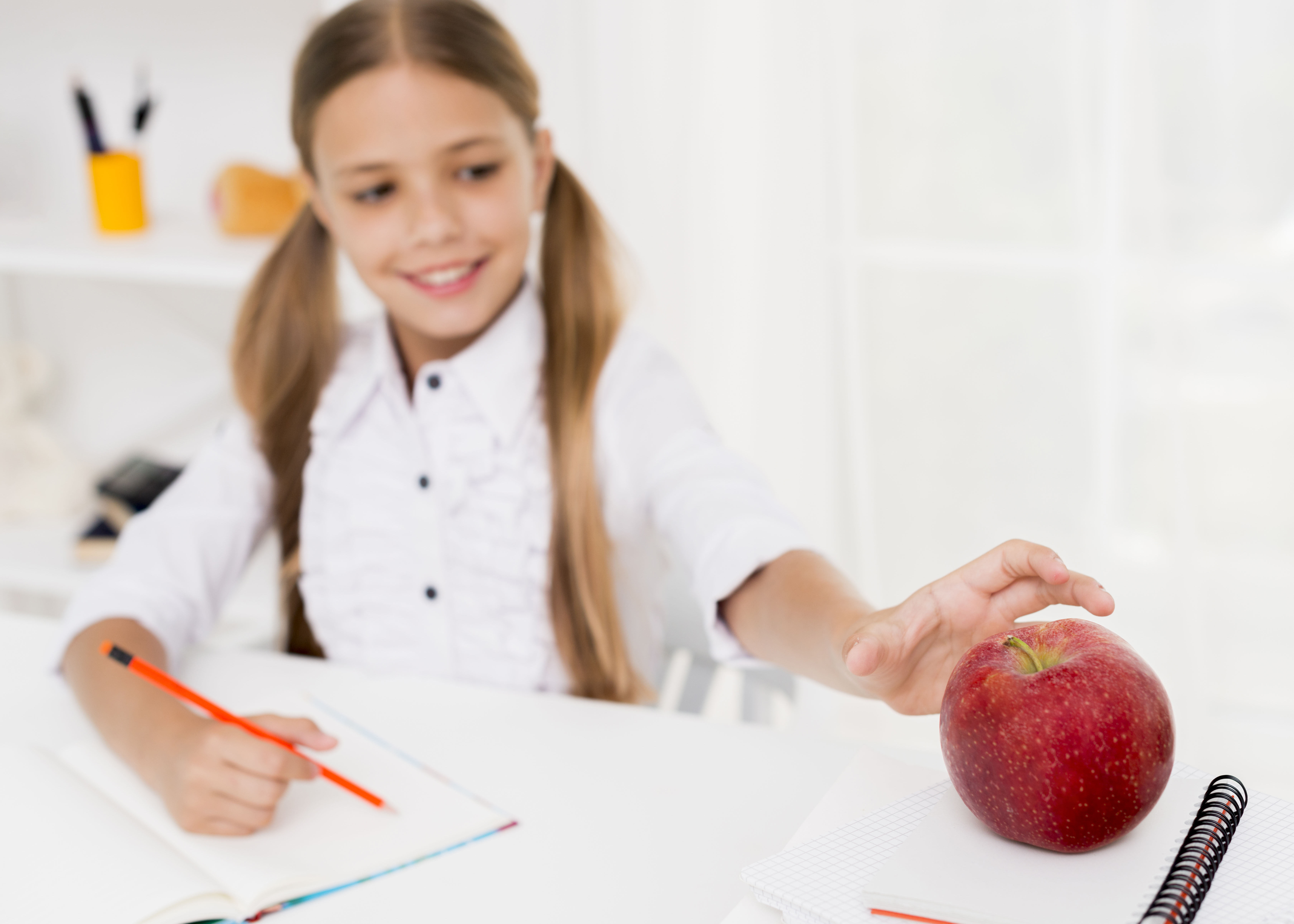 Alimentos que ayudan con el rendimiento escolar de los niños