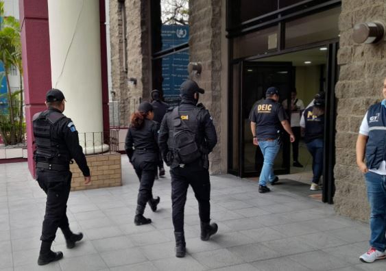 Capturan a un trabajador del Mintrab