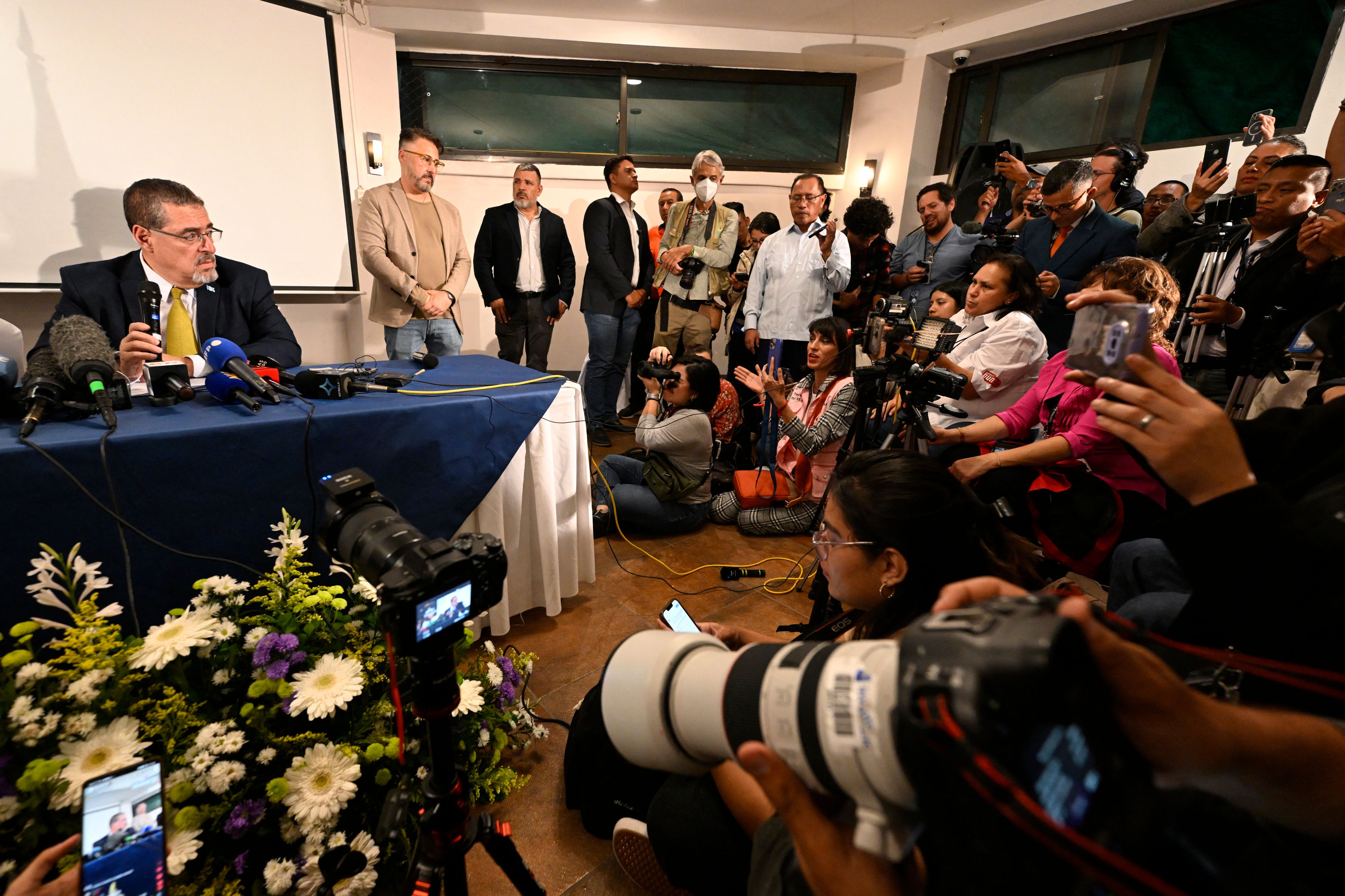 Bernardo Arévalo gana la segunda vuelta electoral en Guatemala. (Foto Prensa Libre: Luis ACOSTA / AFP)