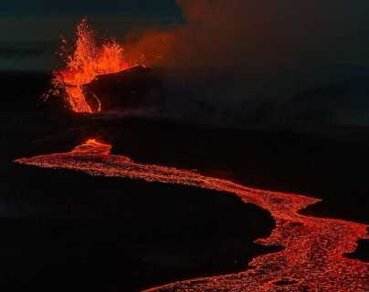 Cómo se formó en Islandia el “volcán bebé” más nuevo de la Tierra que fascina a los geólogos