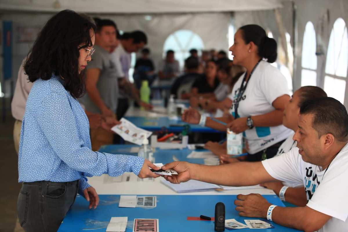 La misión electoral de la OEA presentó su informe preliminar del proceso electoral 2023 en Guatemala. (Foto Prensa Libre: Carlos Hernández Ovalle) 