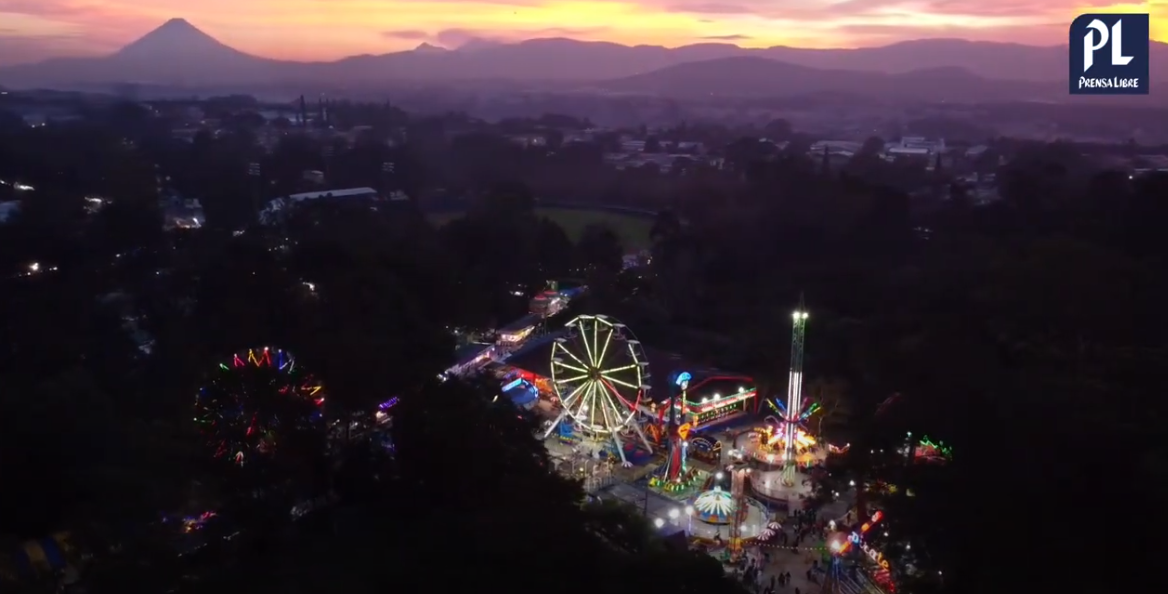 Feria de Jocotenango 2023: Las imágenes nocturnas captadas con dron que muestran la celebración de los guatemaltecos