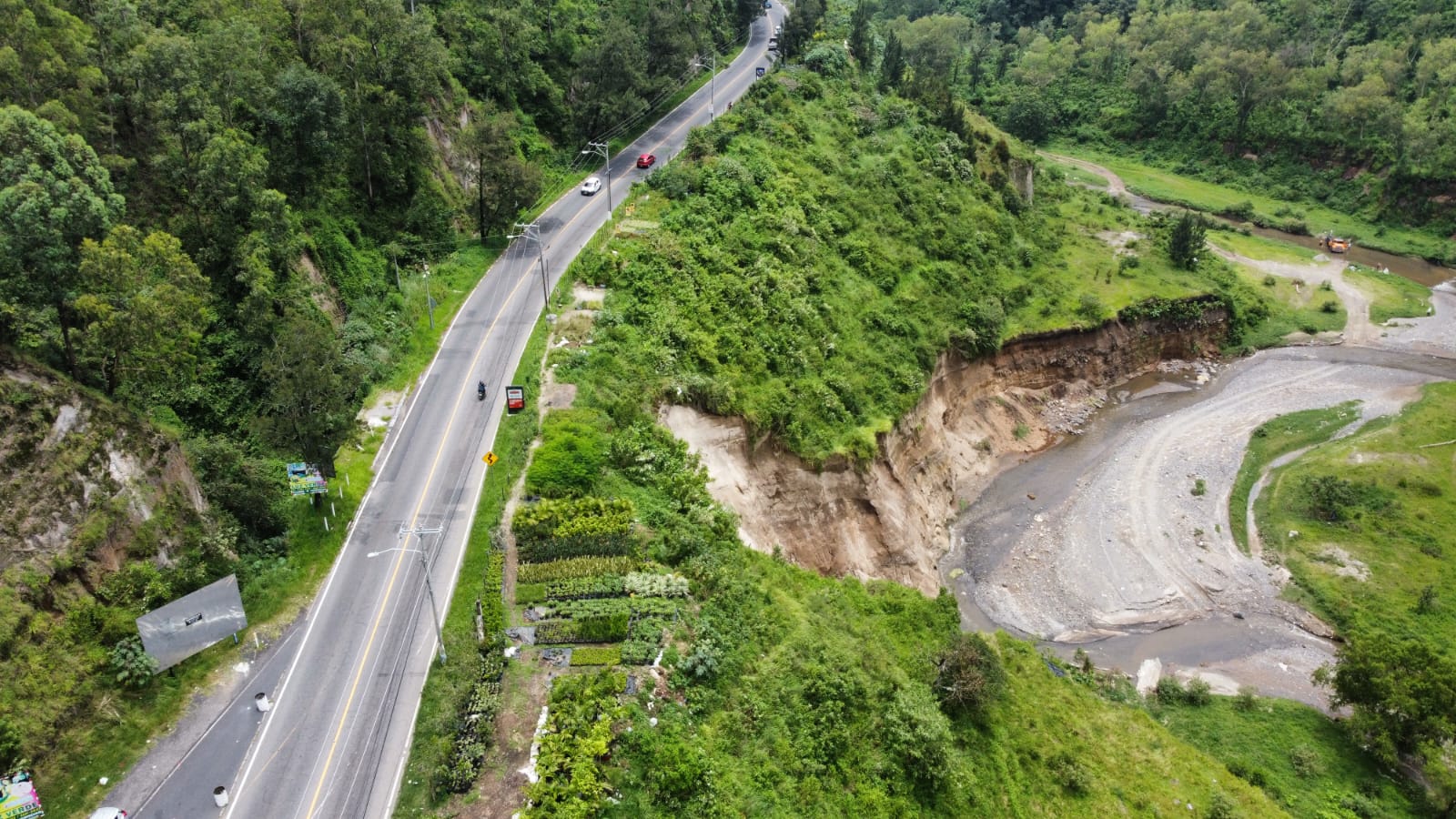 El nuevo hundimiento en Villa Nueva ha encendido las alarmas de la situación en otros accesos a la ciudad de Guatemala.