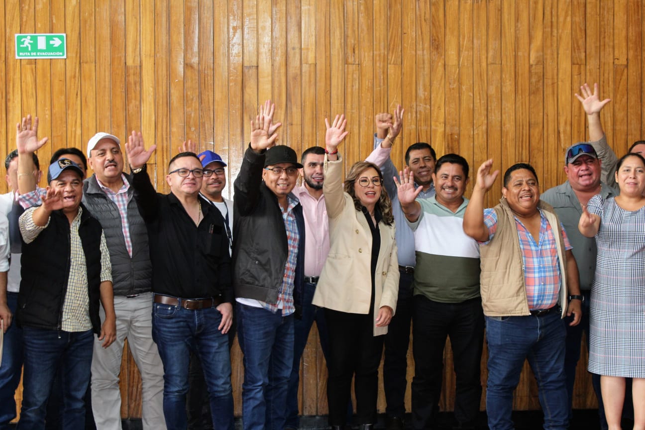 Sandra Torres se reúne en Chimaltenango con un grupo de alcaldes electos y UNE señala que le brindarán “apoyo”