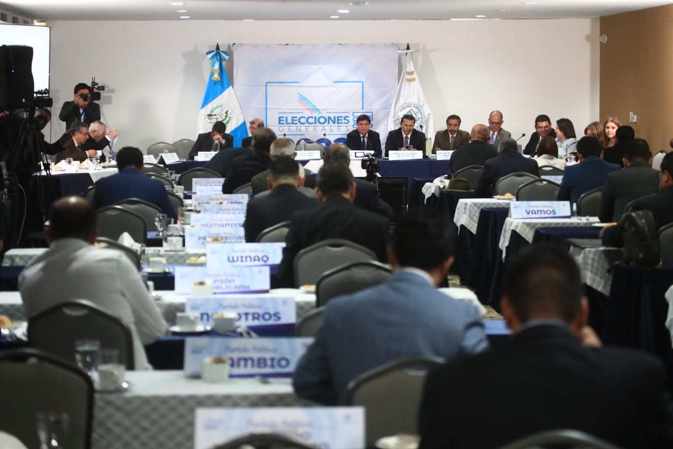 Fiscales de partidos políticos y magistrados del TSE se reúnen este jueves