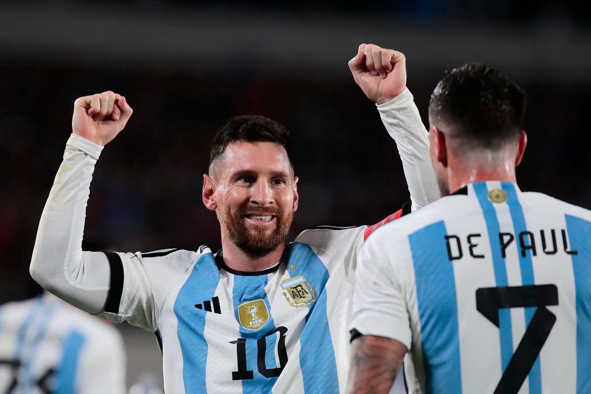 Lionel Messi celebra un accción