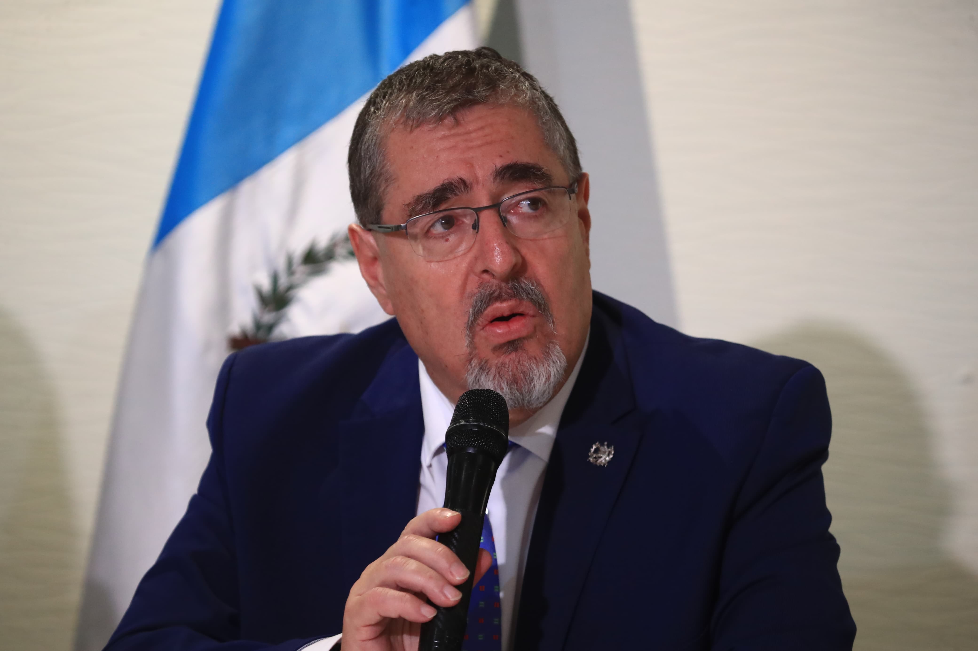 Bernardo Arévalo se pronunció sobre las acciones que el MP emprendió en dos sedes del TSE en donde, incluso, abrieron cajas electorales. (Foto Prensa Libre: Carlos Hernández Ovalle)