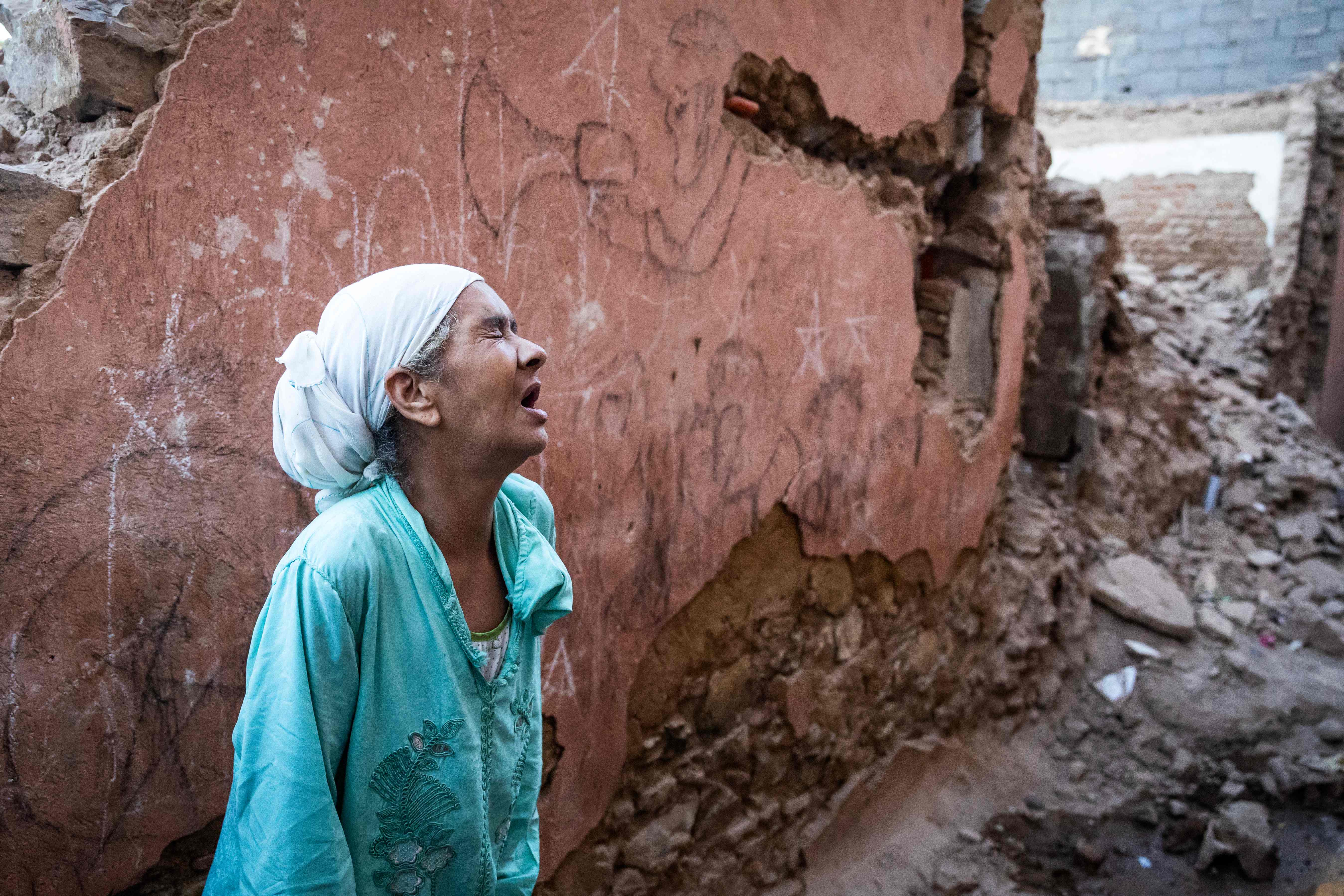 El terremoto más fuerte de los últimos años en Marruecos dejó cientos de muertos y la cifra podría seguir aumentando. (Foto Prensa Libre: AFP)
