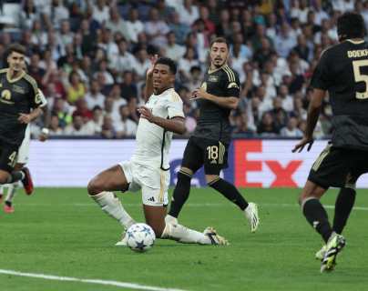 VIDEO | Entre rebotes y en el último suspiro, Bellingham rescata al Real Madrid en Champions con un agónico gol al 94