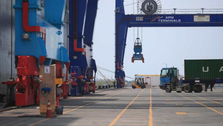 Representantes de EPQ y APM TErminals Quetzal realizan un proceso de conciliación por la nulidad del contrato y los resultados podrÃan conocerse en las siguientes semanas. (Foto Prensa Libre: Hemeroteca PL)