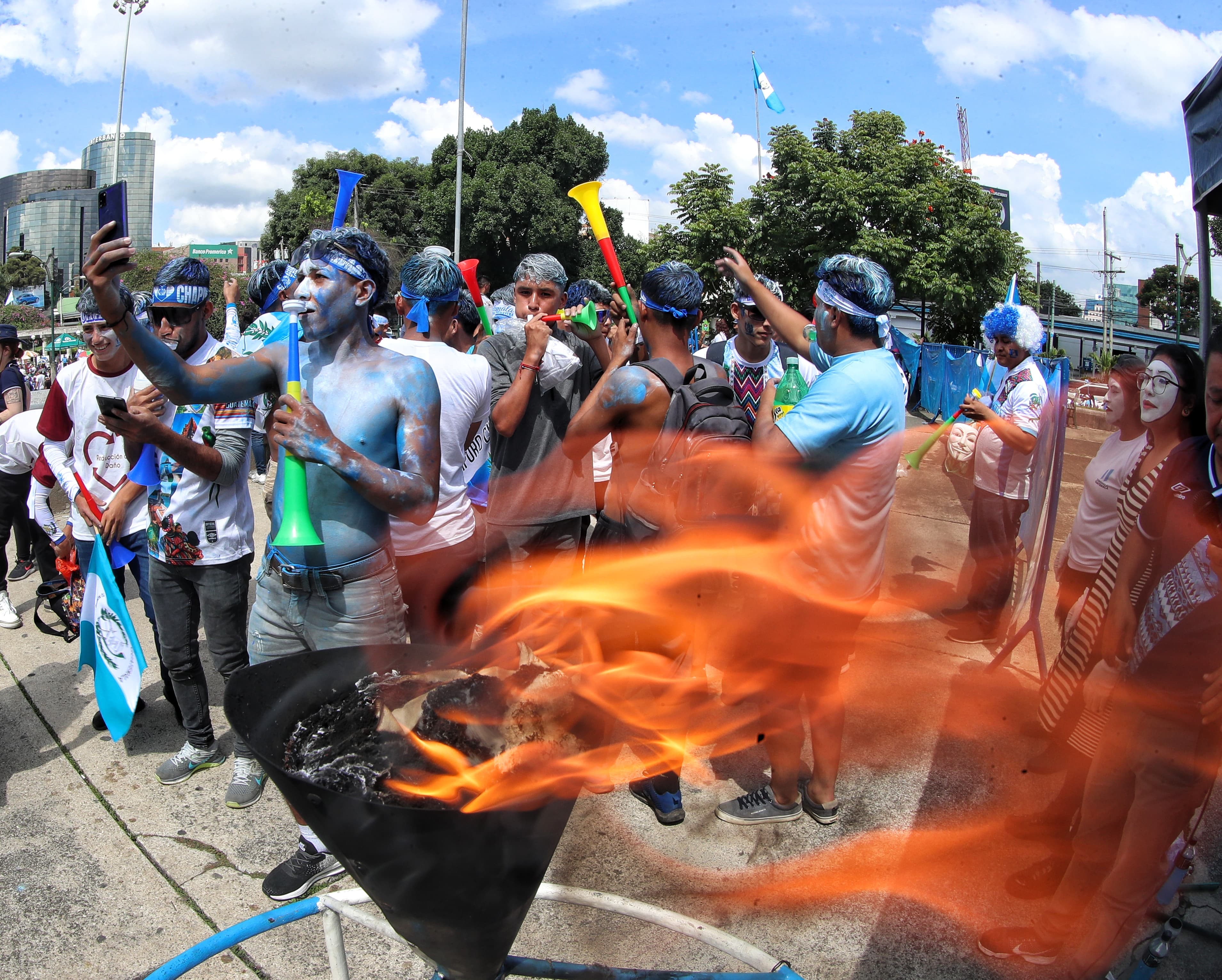 Antorchas por los más de 200 años de independencia'