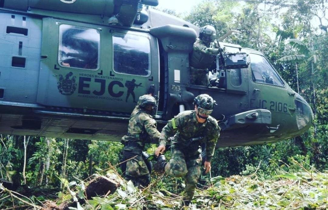 Autoridades colombianas investigan un ataque con explosivos en Cauca. (Foto Prensa Libre: Imagen de referencia: Ejército de Colombia)