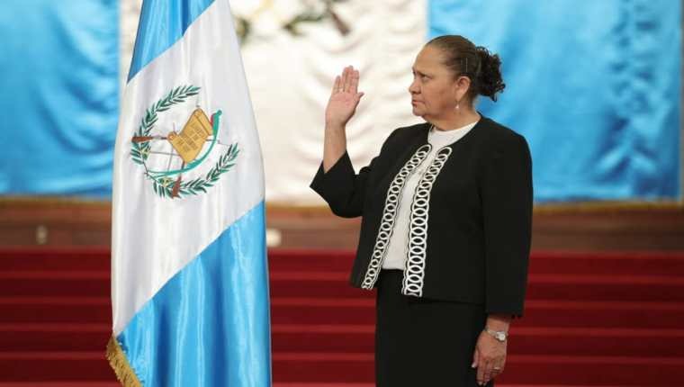 María Consuelo Porras Argueta ha sido juramentada como fiscal general de la República por los presidentes Jimmy Morales y Alejandro Giammattei. (Foto Prensa Libre: Hemeroteca PL).