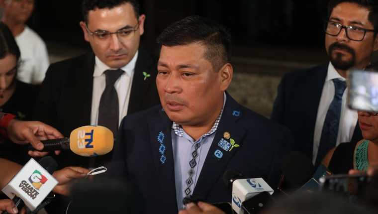 Mario Chen Yat asume como diputado de la bancada Semilla en el Congreso de la República en reemplazo a Lucrecia Hernández Mack