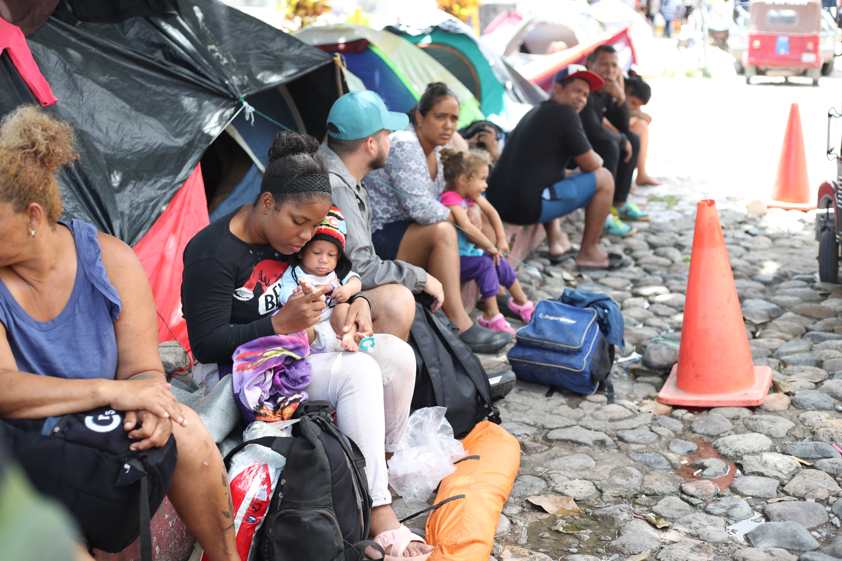 En los últimos días, Esquipulas, Chiquimula, se ha convertido en una zona en la que centenares de migrantes, especialmente de Venezuela, han decidido establecerse temporalmente mientras buscan formas de atravesar el país de camino a Estados Unidos.