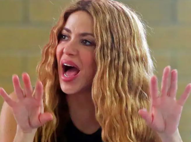 “Nos despidieron”: el video en donde tres albañiles imitan el baile de Shakira en “El Jefe” y que provocó que perdieran su trabajo