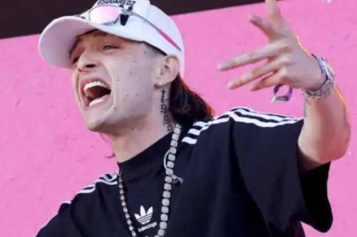 “Por seguridad de los fans y el equipo” Peso Pluma cancela su concierto en Tijuana tras las amenazas de muerte firmadas por el CJNG