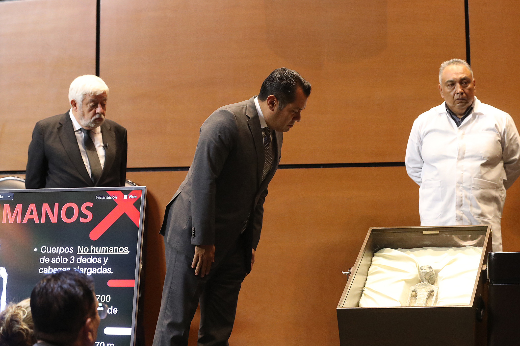 Restos “no humanos”: las pruebas que indicarían que los cuerpos presentados en el congreso de México no son de origen extraterrestre