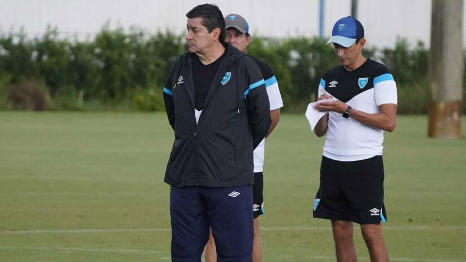 Tena durante el último entrenamiento de Guatemala.