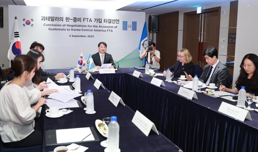 LC con Corea firma de adhesión 2