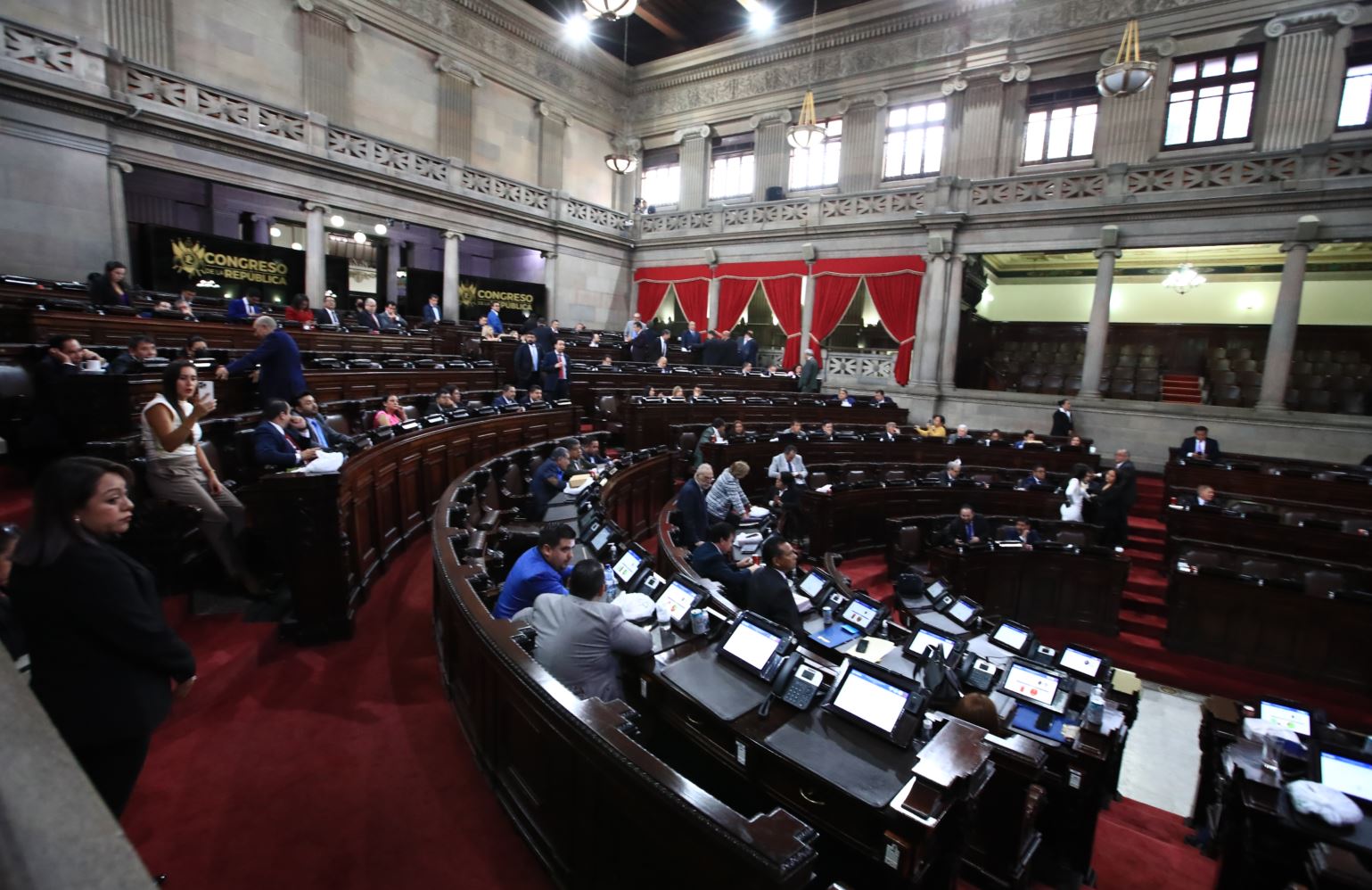 Movimiento Semilla consiguió 23 diputaciones para el periodo 2024 - 2028. Fotografía: Prensa Libre (Carlos Hernández). 