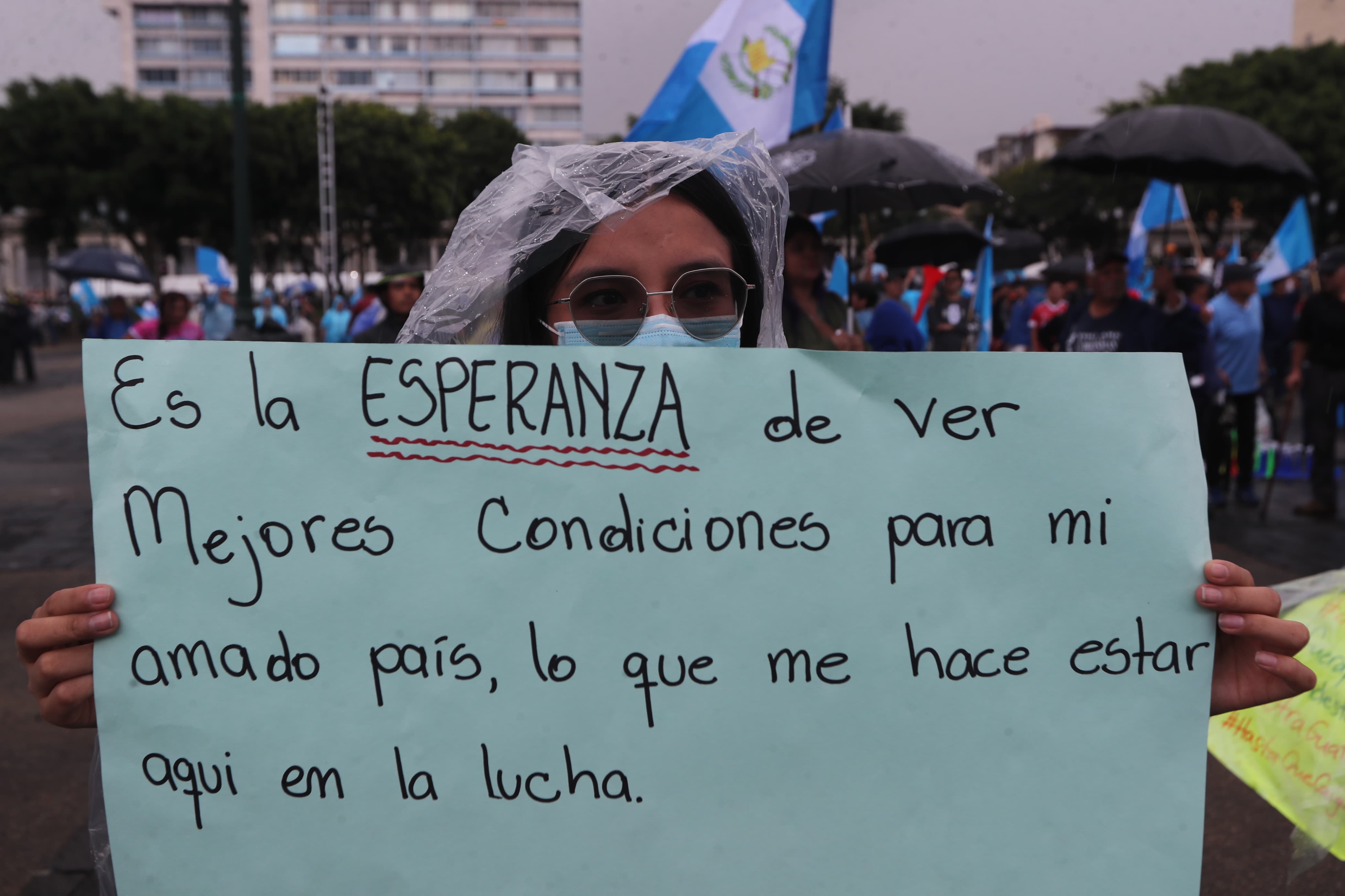 Fotos: Así fue la manifestación contra Consuelo Porras y Rafael Curruchiche y los mensajes que enviaron'