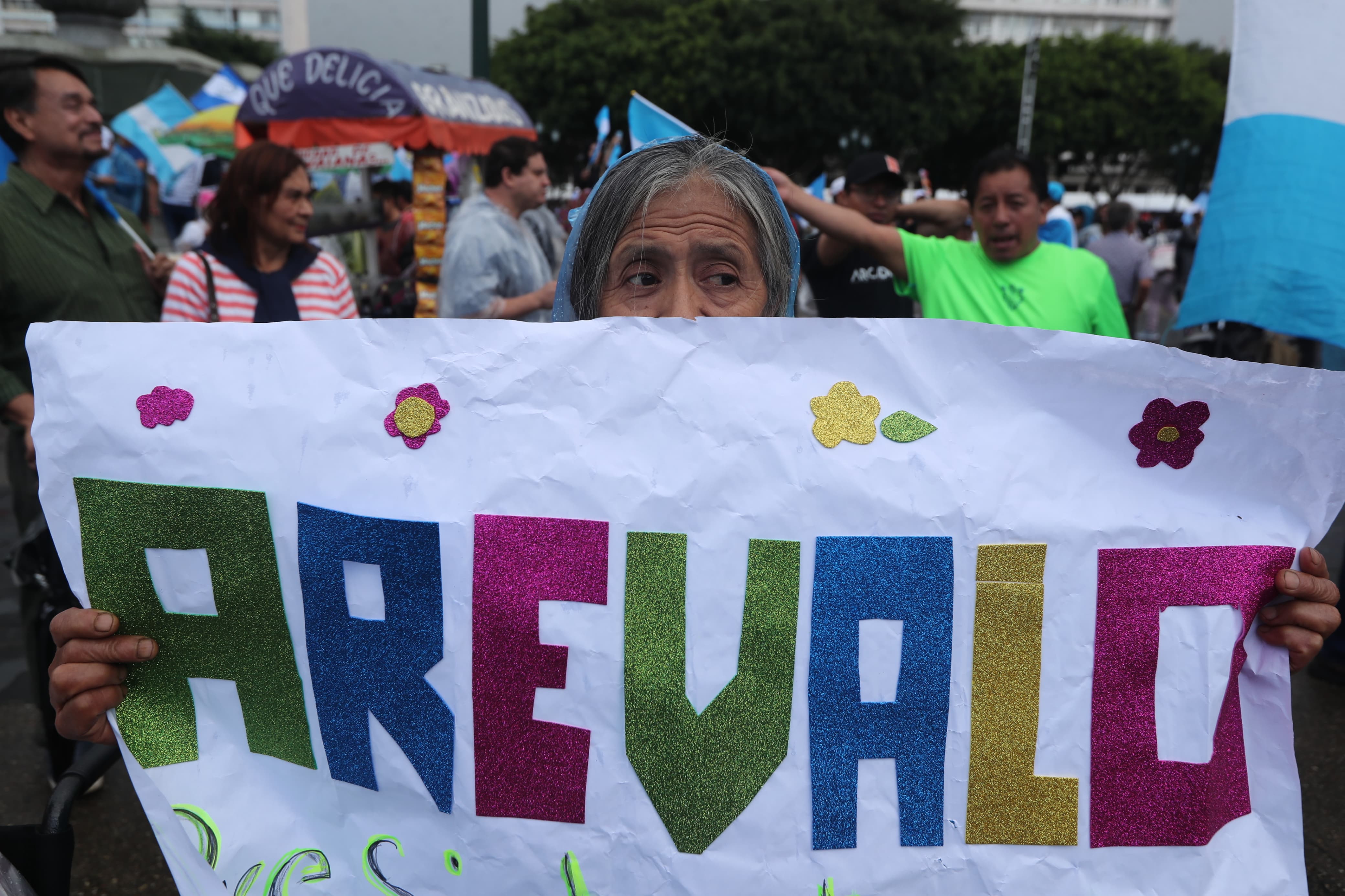 Fotos: Así fue la manifestación contra Consuelo Porras y Rafael Curruchiche y los mensajes que enviaron'