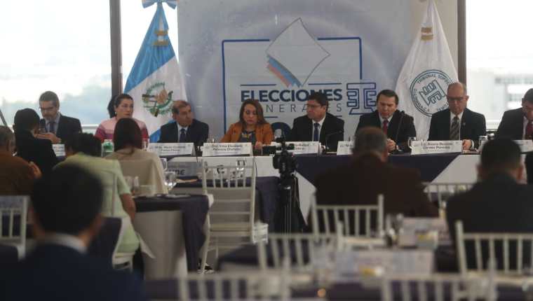 El TSE va a esperar a tener el último informe de la auditoria del TREP para hacer públicos los resultados. Fotografía: Prensa Libre (Juan Diego González). 