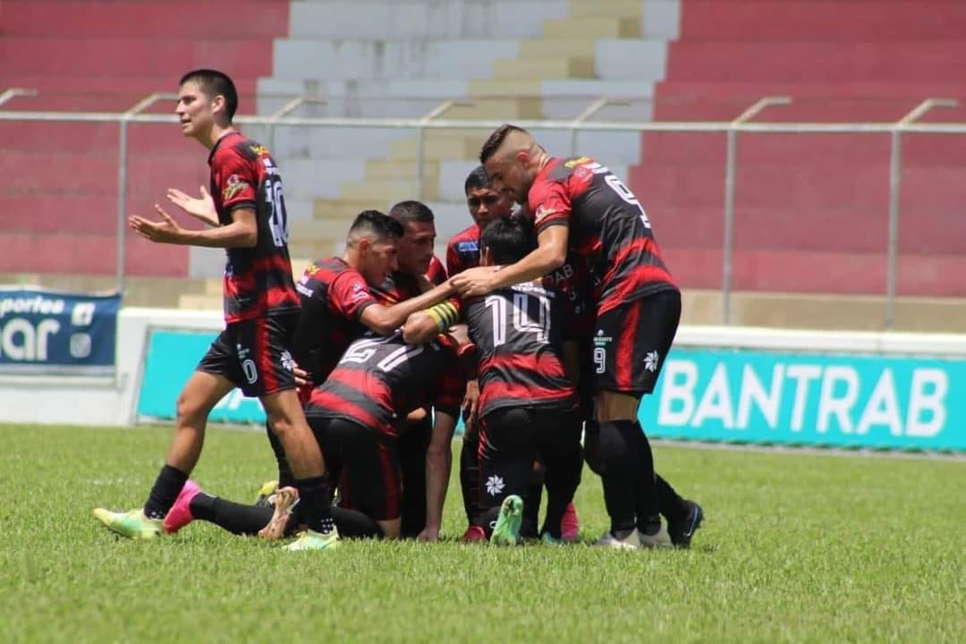 Coatepeque ganó en casa