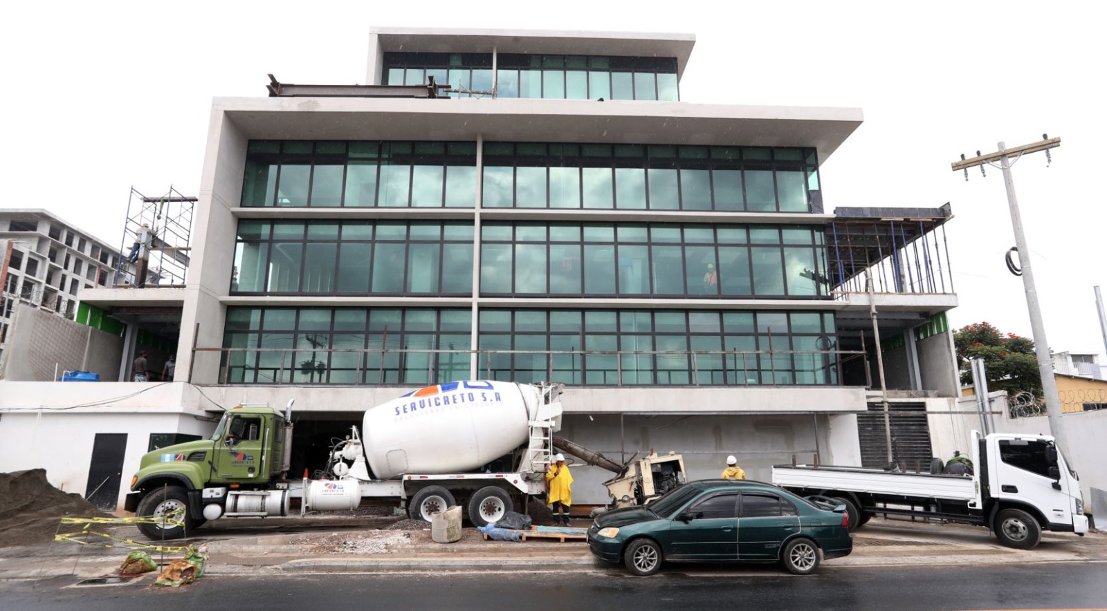 La CGC y el MP se encuentran verificando el arrendamiento del nuevo edificio del Renap.  (Foto Prensa Libre: María René Barrientos)