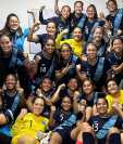 Las futbolistas de Guatemala femenino celebran el triunfo de último minuto ante Panamá. (Foto Prensa Libre: Fedefut)