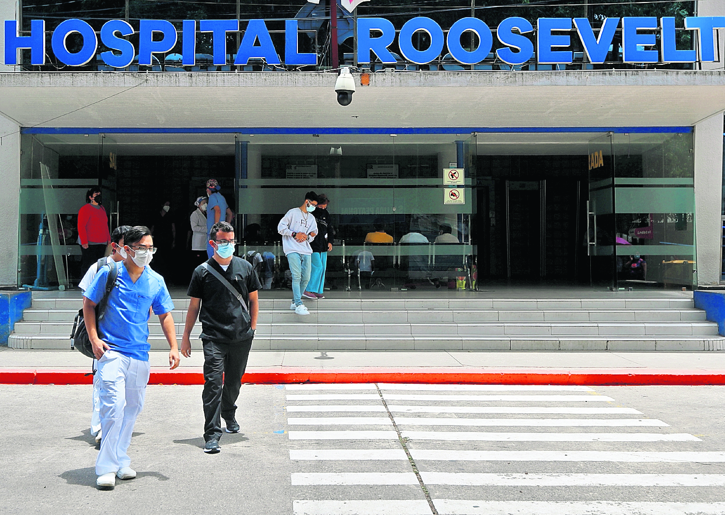 El Hospital Roosevelt es uno de los que ya gastó más del 99% de su presupuesto para compra de medicinas. (Foto Prensa Libre: Hemeroteca PL)