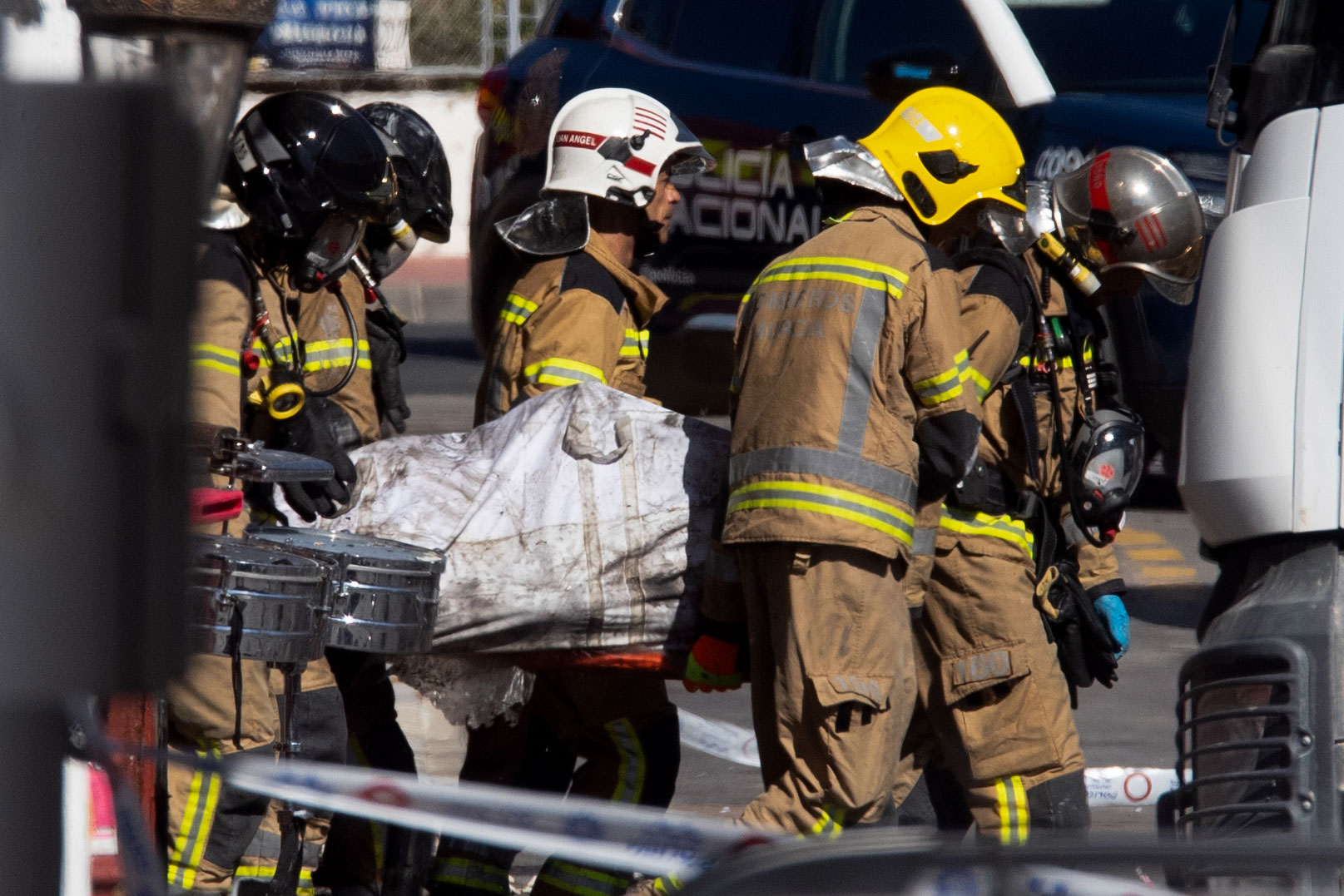 “Mami, la amo, nos vamos a morir”: al menos 11 muertos en incendio en una discoteca en Murcia, España, que carecía de licencia
