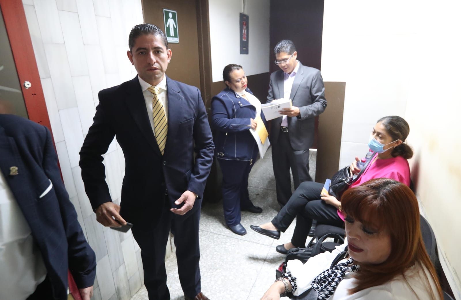 El exfiscal Estuardo Campo se enfrenta a un proceso penal, derivado de una denuncia de la Fundación Contra el Terrorismo. (Foto Prensa Libre: María Reneé Barrientos)
 
