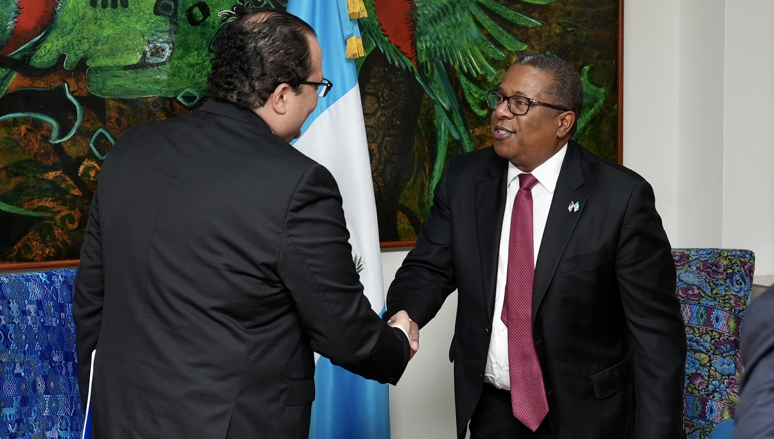 Proceso de transición y crisis política: algunos de los temas previstos para la reunión entre Bernardo Arévalo y Brian Nichols