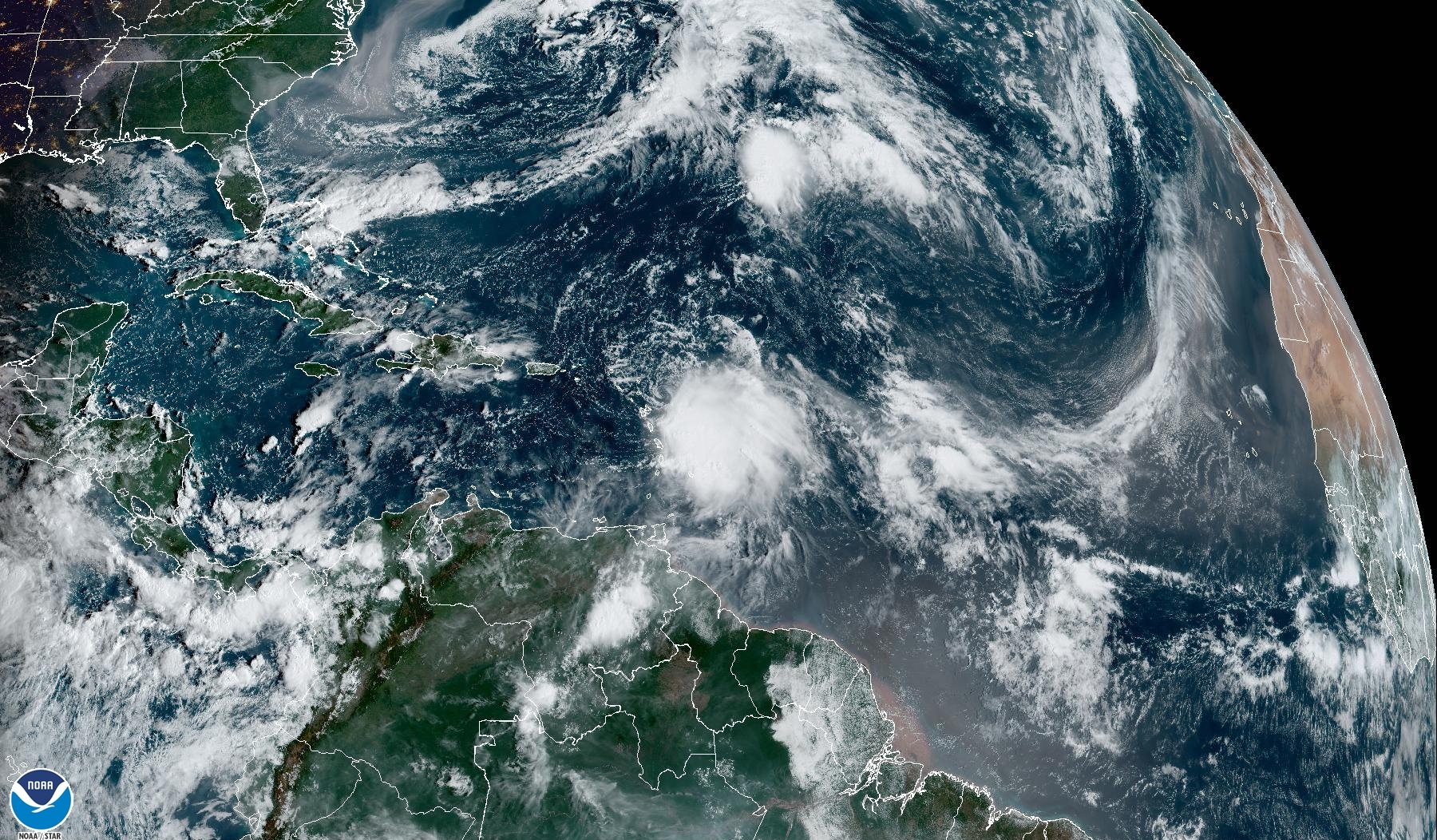 Philippe: tormenta causará inundaciones en noreste del Caribe y puede intensificarse hasta huracán