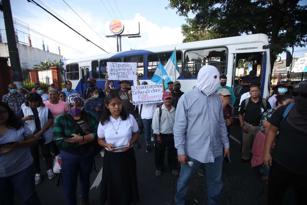 Manifestación en la avenida Petapa