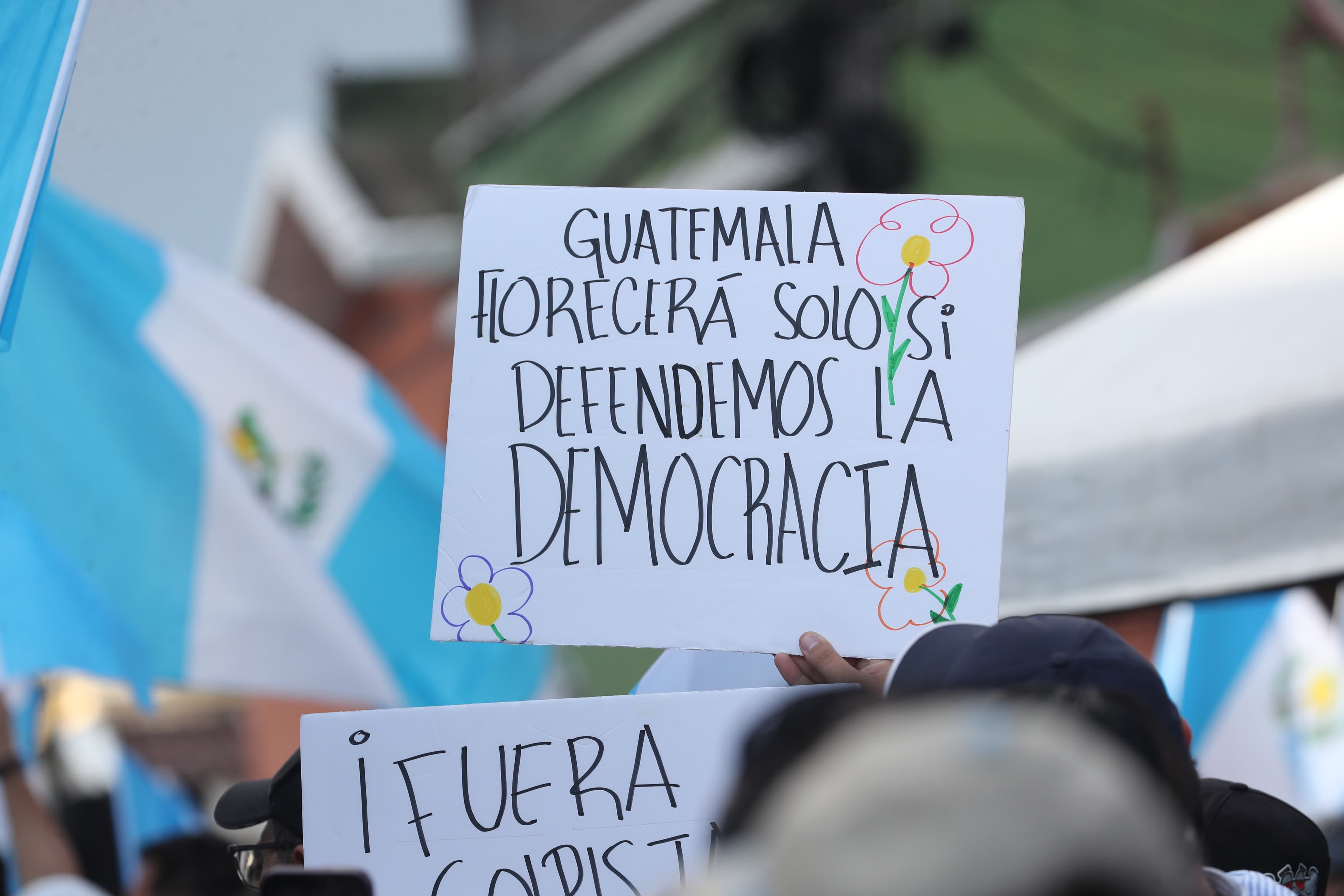 El ambiente político en Guatemala se mantiene tenso por manifestaciones contra autoridades del Ministerio Público y las acciones que el ha emprendido con relación al proceso electoral. (Foto Prensa Libre: Érick Ávila)