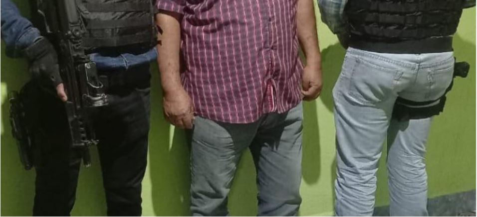 Un hombre, víctima de secuestro, fue liberado este 19 de octubre en un sector de la zona 1 de San Miguel Dueñas, Sacatepéquez. (Foto Prensa Libre: Mingob).
